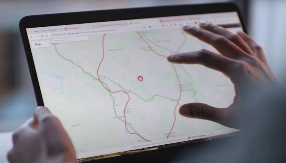 Google Maps will display the real-time boundaries of the wildfire
