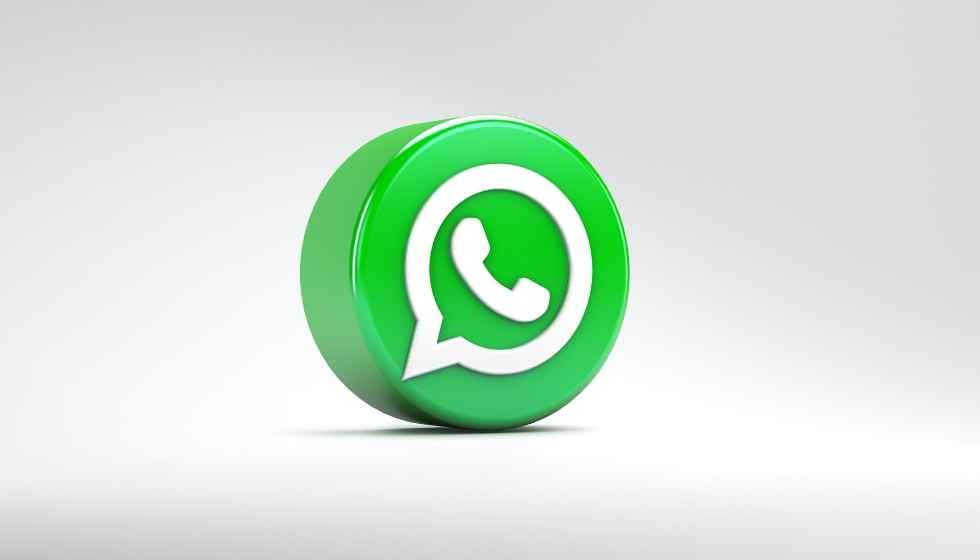 How Not to Appear Online and Other Tricks of WhatsApp